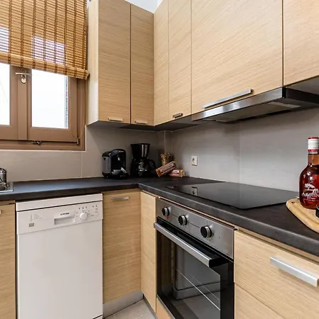 Cozy Comfy Town House Naxos City