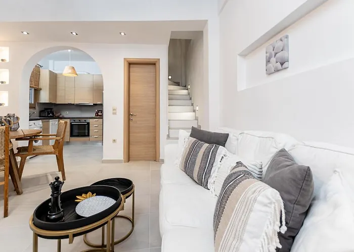 Cozy Comfy Town House * Naxos City