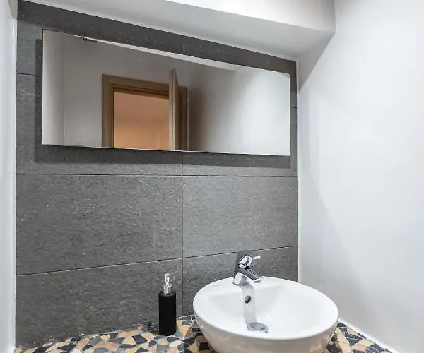 Cozy Comfy Town House Naxos City